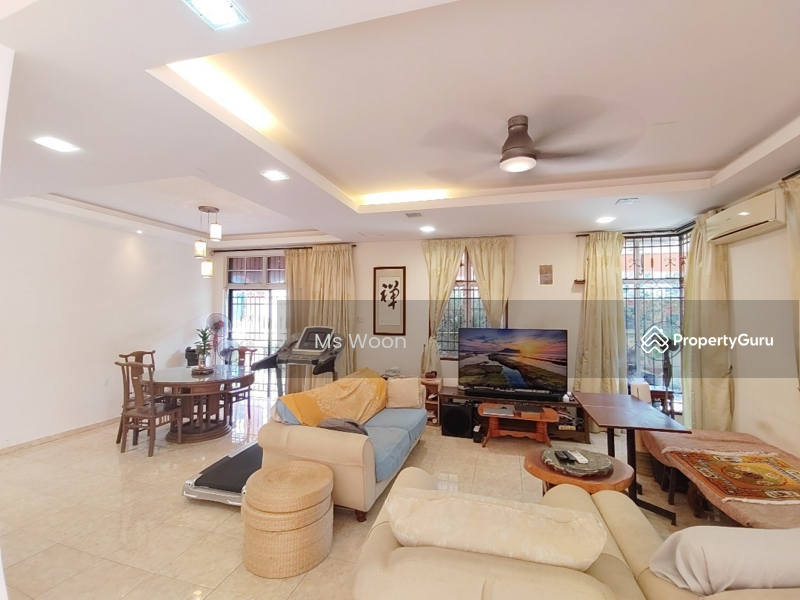Untuk Dijual - Semi-D house at Taman Cheng Setia