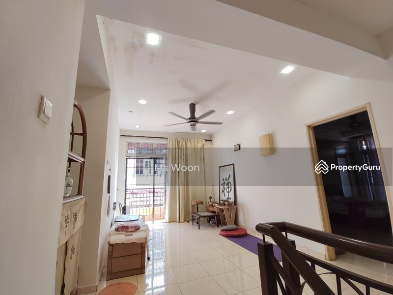 Untuk Dijual - Semi-D house at Taman Cheng Setia