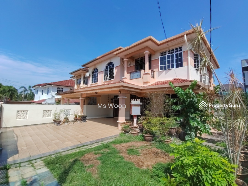 Untuk Dijual - Semi-D house at Taman Cheng Setia