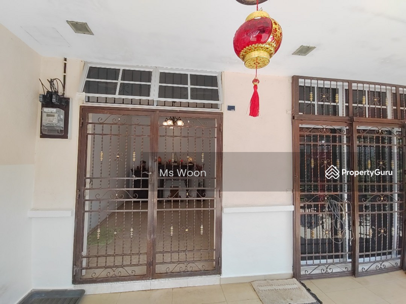 Untuk Dijual - Semi-D house at Taman Cheng Setia