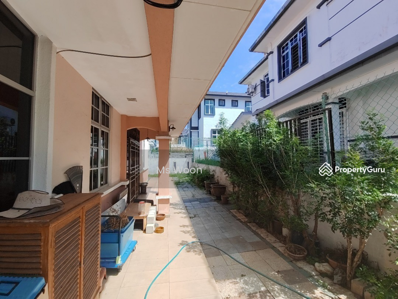 Untuk Dijual - Semi-D house at Taman Cheng Setia