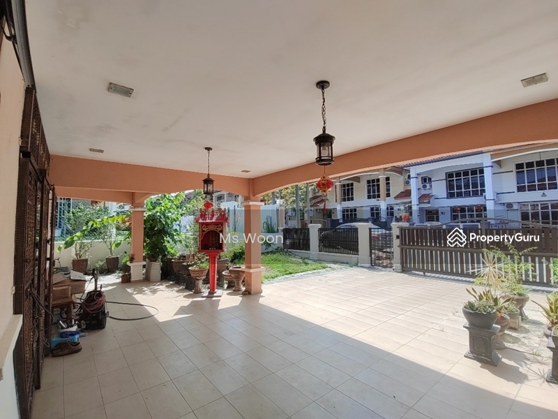Untuk Dijual - Semi-D house at Taman Cheng Setia