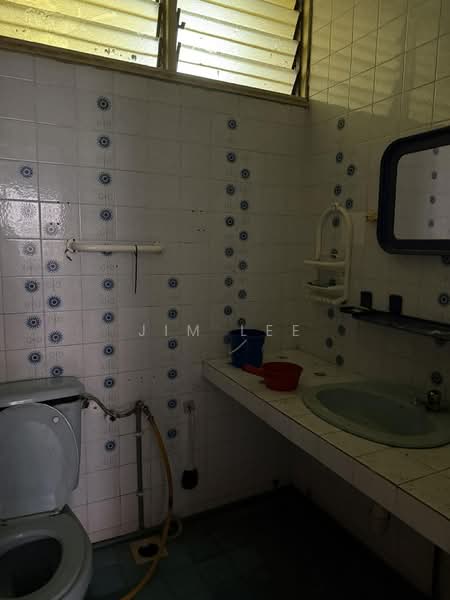 1-storey Terraced House for Sale in Taman Bukit Maluri (Kepong) - Jim Lee - Bathroom - PropertyGuru.com.my