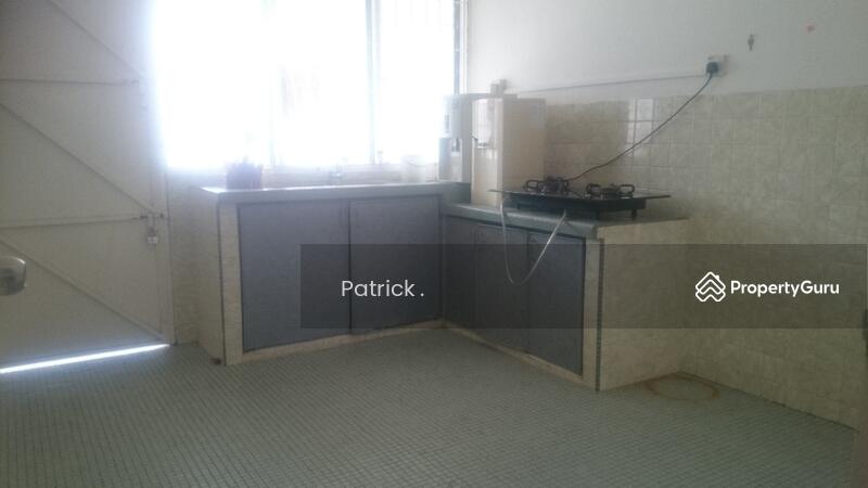 Untuk Dijual - 2 Sty Terrace House Cangkat Delima Island Glades Greenlane Gelugor