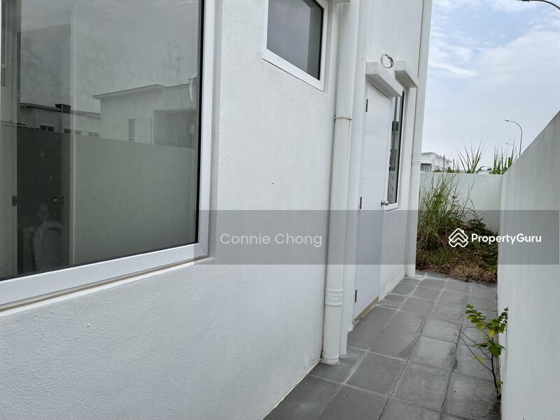 SENDAYAN DOUBLE STOREY CORNER SURIAMAN 3 TYPE ELFORIX untuk Untuk Dijual - RM 640,000, Feb 2026 - PropertyGuru.com.my