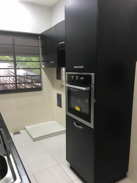 Untuk Disewa - Amansiara