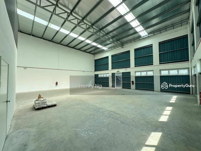 For Rent - Semi-D factory at Taman Kempas