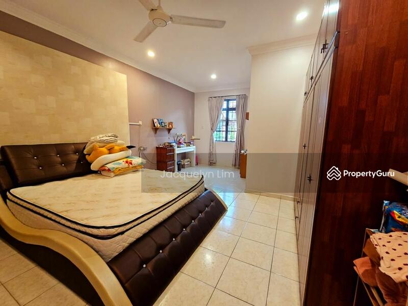 Untuk Dijual - Semi-D house at Taman Gemilang Jaya