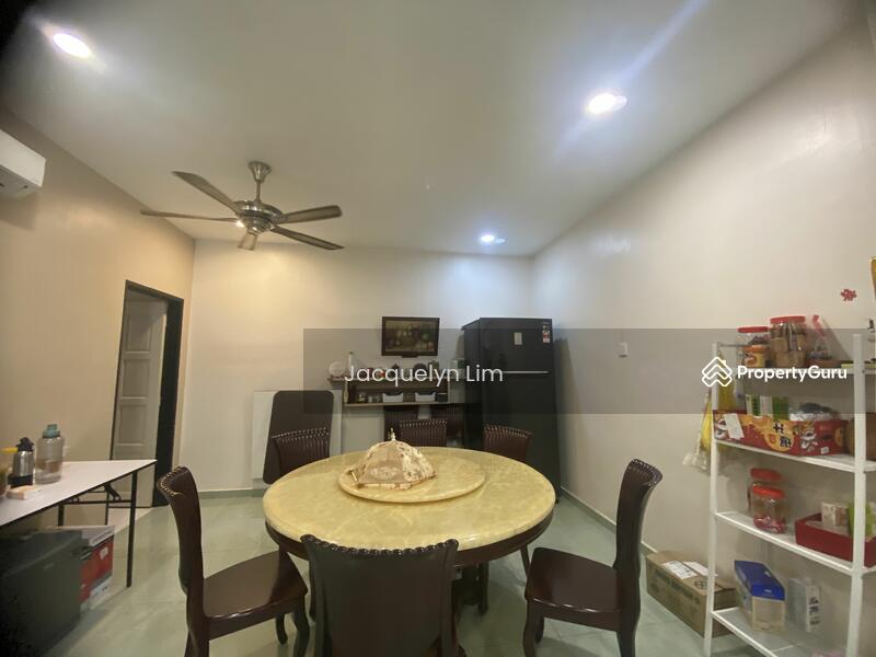 Untuk Dijual - Semi-D house at Taman Gemilang Jaya