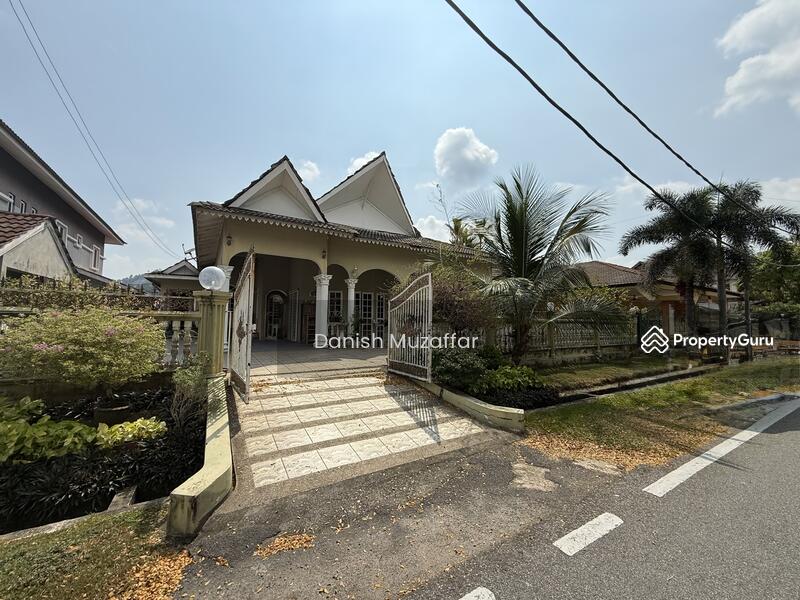 Untuk Dijual - Kampung Melayu Batu 16