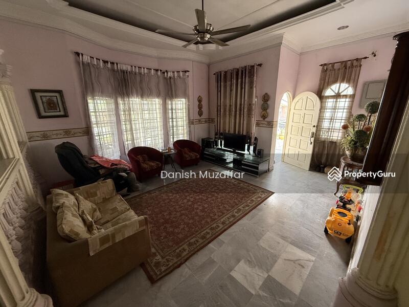 Untuk Dijual - Kampung Melayu Batu 16