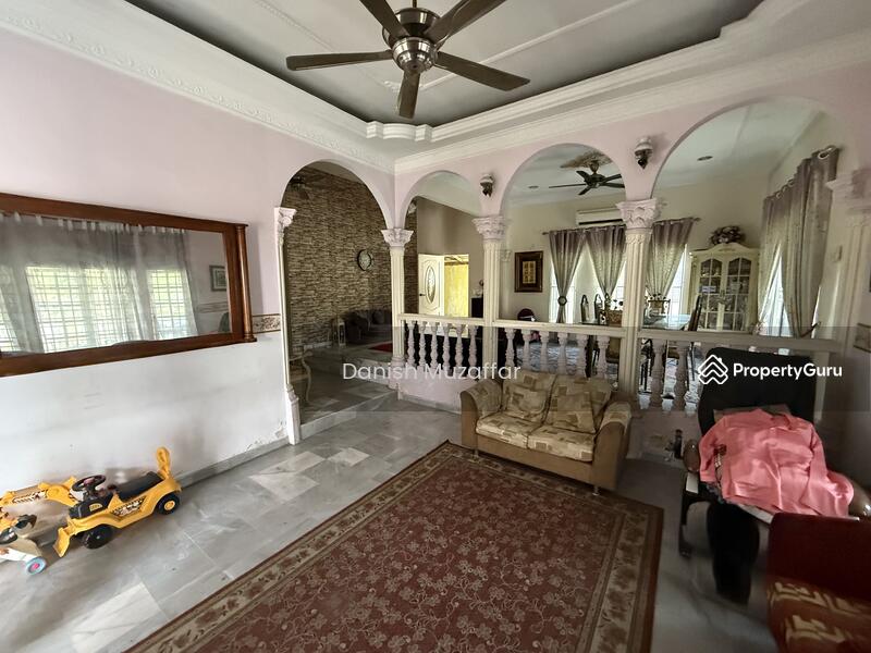 Untuk Dijual - Kampung Melayu Batu 16