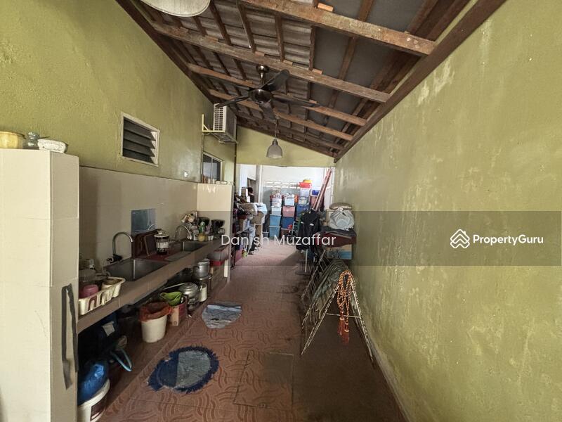 Untuk Dijual - Kampung Melayu Batu 16