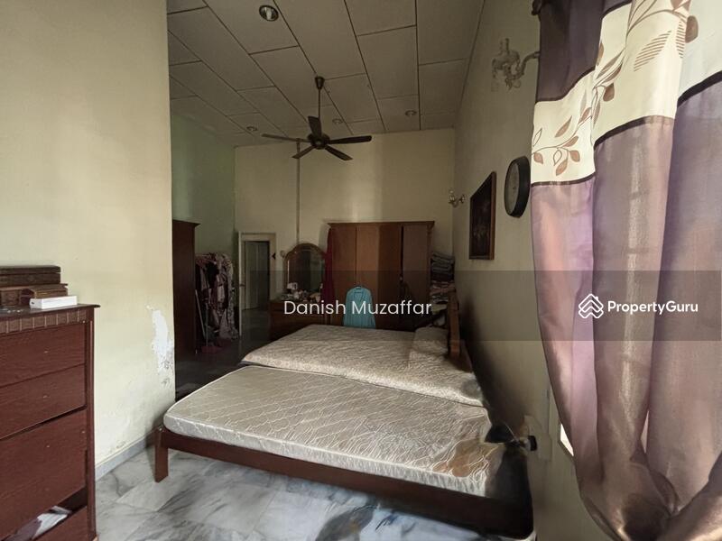 Untuk Dijual - Kampung Melayu Batu 16