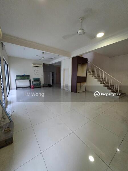 Untuk Dijual - Semi-D house at Sutera Damansara