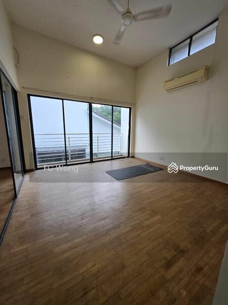 Untuk Dijual - Semi-D house at Sutera Damansara