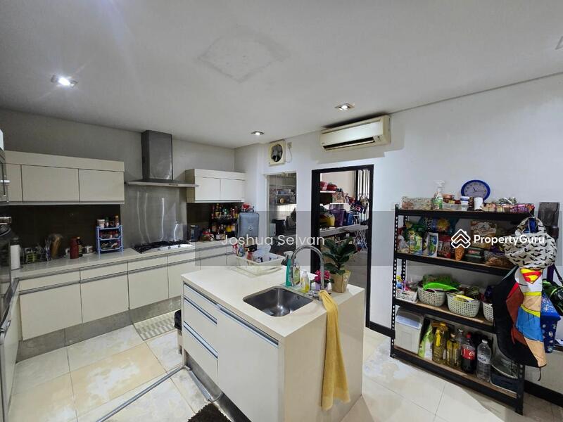 For Sale - Bungalow at Taman Damansara Endah