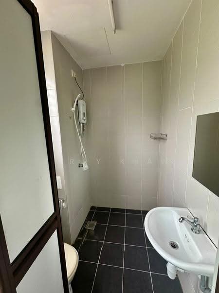 Condominium for Rent at V-Residensi - Terry Khaw - Bathroom - PropertyGuru.com.my