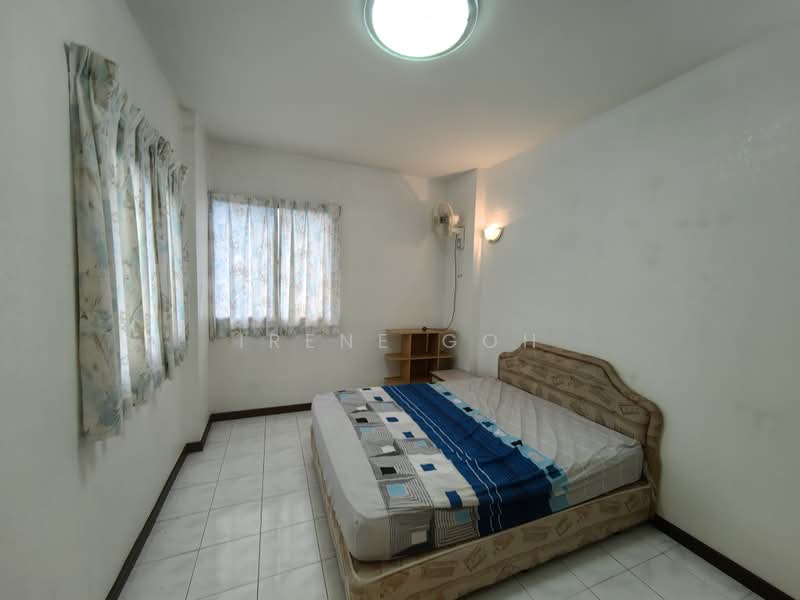 Condominium for Sale at Marina Bay Condominium - Irene Goh - Bedroom - PropertyGuru.com.my