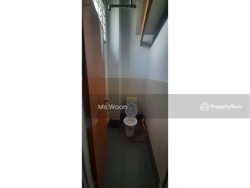 For Rent - Pusat Perniagaan Putra Sentosa