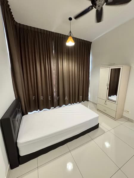 Pangsapuri untuk Disewa di Eco Nest @ Eco Botanic - Freya Tee - Bedroom - PropertyGuru.com.my