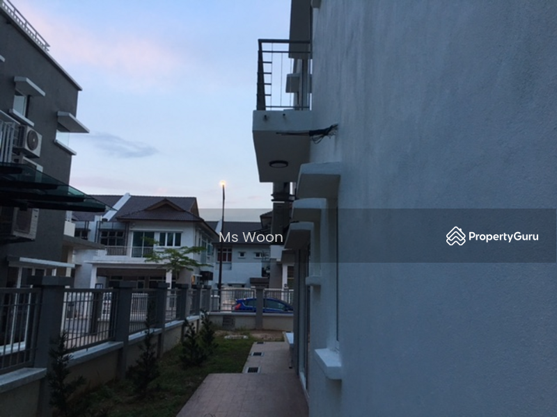 For Rent - Tiaraville