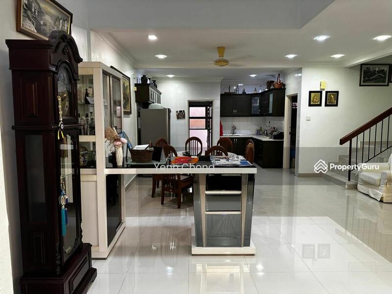 Untuk Dijual - Terrace house at Jalil Sutera