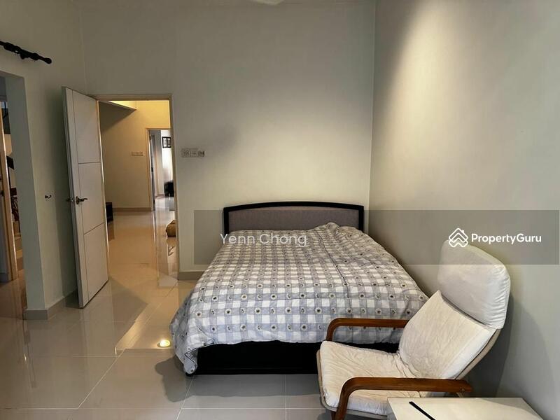 Untuk Dijual - Terrace house at Jalil Sutera