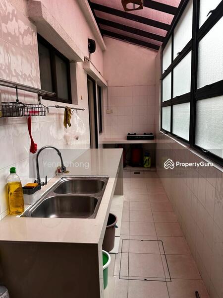 Untuk Dijual - Terrace house at Jalil Sutera