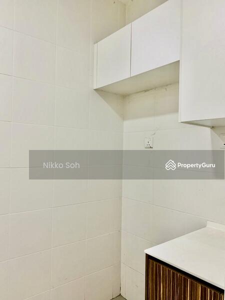 Untuk Dijual - Seasons Amara Larkin