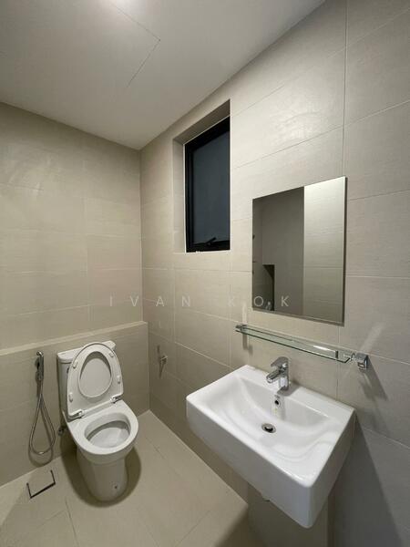 Untuk Disewa - Tropicana Miyu