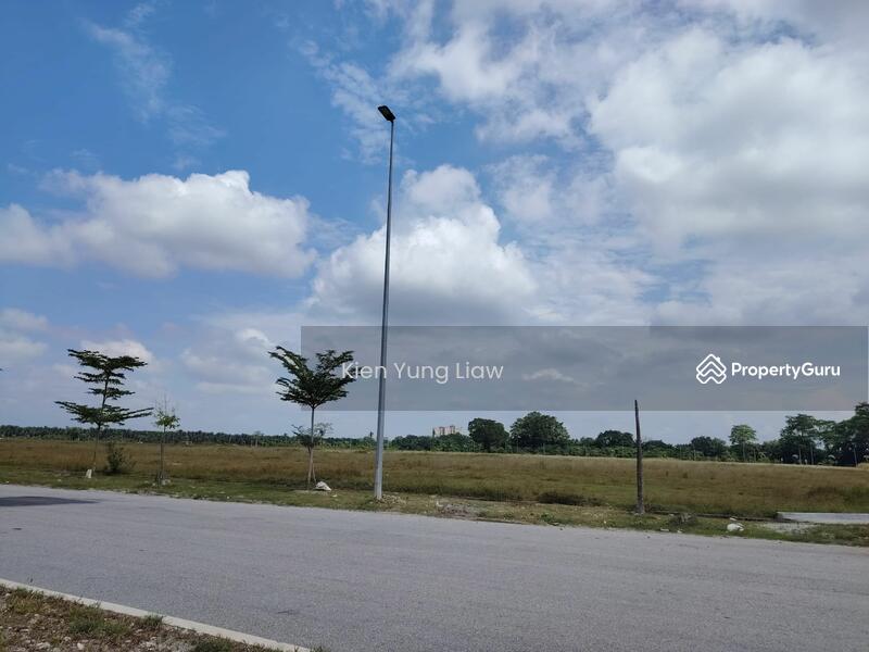 Tanah Perindustrian untuk Dijual di Bandar Mahkota Banting (Tanjong Duabelas) - Kien Yung Liaw - PropertyGuru.com.my