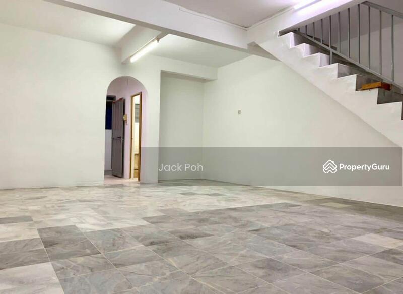 Untuk Dijual - Terrace house at Taman Arkid