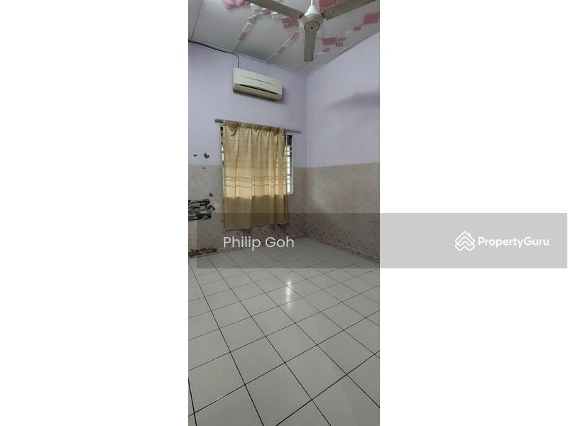 For Sale - Terrace house at Forest Heights