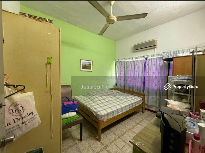 For Sale - Taman kolam air jalan Rubi double storey