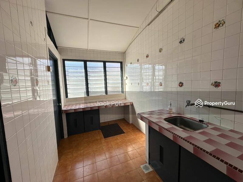 Untuk Dijual - Terrace house at Taman Rishah