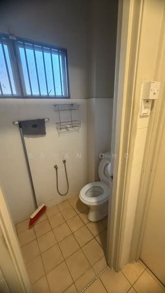 2-storey Terraced House for Sale in Seksyen 5 (Kota Damansara) - Bryan Cho - Bathroom - PropertyGuru.com.my