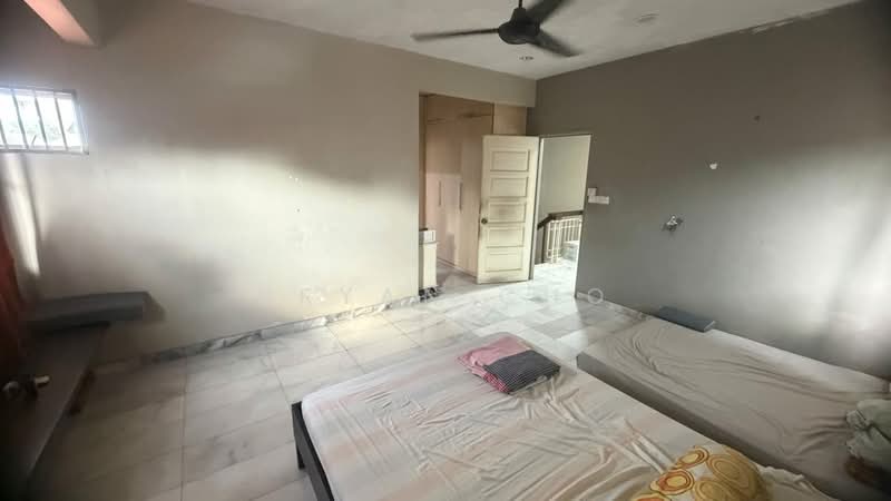 2-storey Terraced House for Sale in Seksyen 5 (Kota Damansara) - Bryan Cho - Bedroom - PropertyGuru.com.my