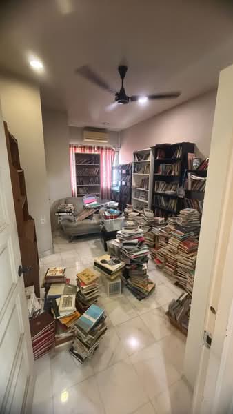 2-storey Terraced House for Sale in Seksyen 5 (Kota Damansara) - Bryan Cho - Study - PropertyGuru.com.my