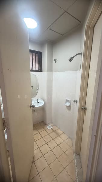 2-storey Terraced House for Sale in Seksyen 5 (Kota Damansara) - Bryan Cho - Bathroom - PropertyGuru.com.my