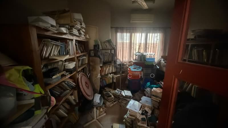 2-storey Terraced House for Sale in Seksyen 5 (Kota Damansara) - Bryan Cho - Study - PropertyGuru.com.my