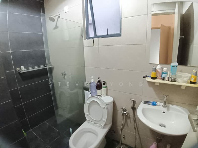Condominium for Sale at Sutera Pines - Steven Yong - Bathroom - PropertyGuru.com.my