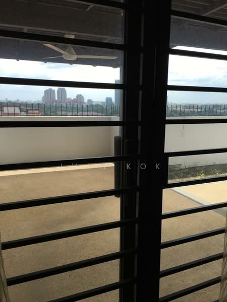 Kondominium untuk Disewa di Opal Damansara - Ivan Kok - Balcony - PropertyGuru.com.my