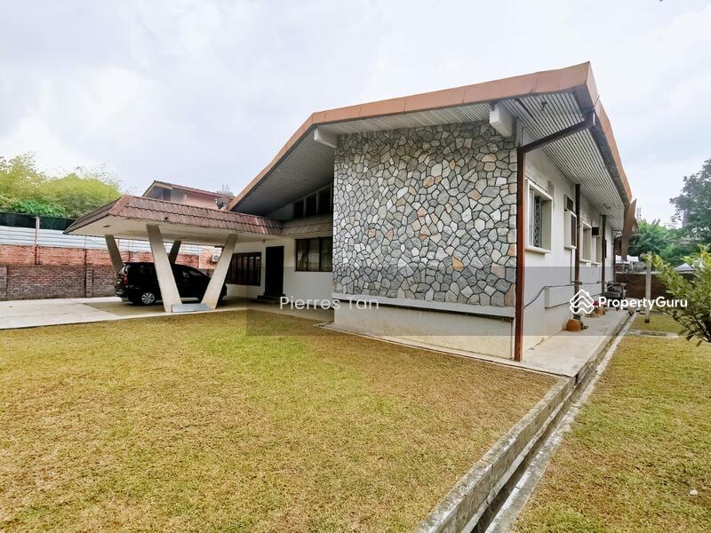 Outside view 1