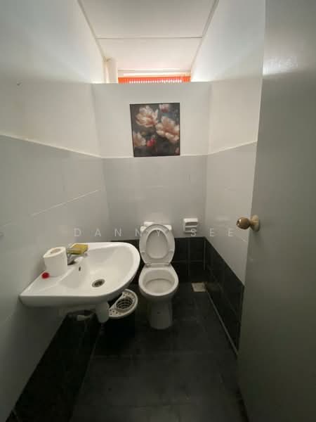 Shop / Office for Sale in Bandar Indahpura (Kulai) - Danny See - PropertyGuru.com.my