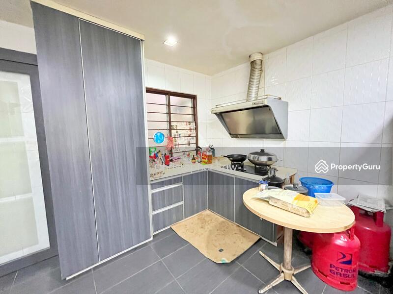 Untuk Dijual - Taman Bukit Serdang Seksyen 11
