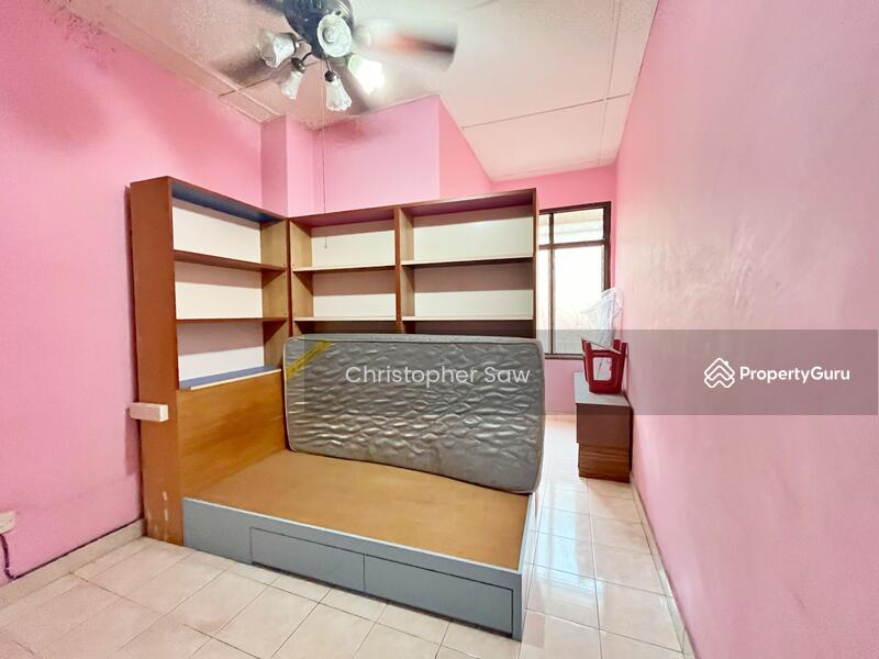 Untuk Dijual - Taman Bukit Serdang Seksyen 11