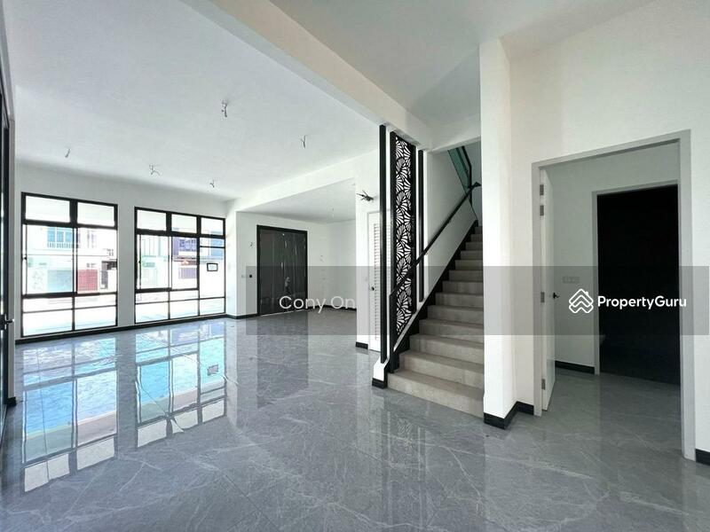 Untuk Dijual - Setia Tropika,Jalan Setia Tropika 10,Alocasia,Doubls storey semi-d