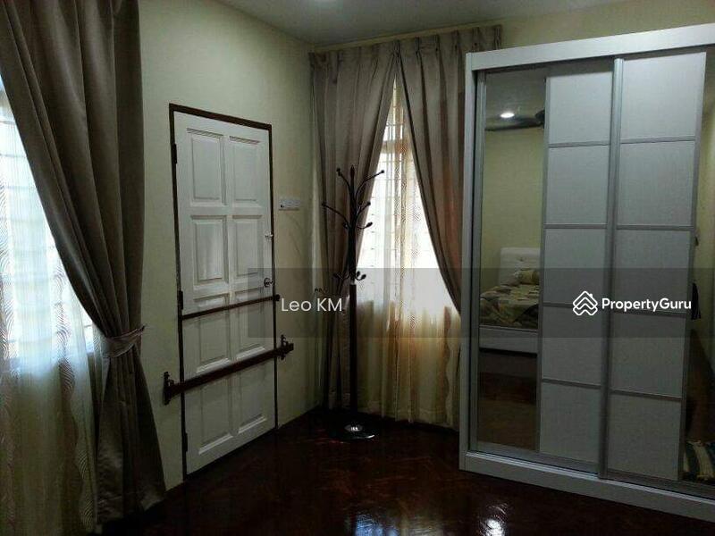 Untuk Dijual - Kampung Lapan