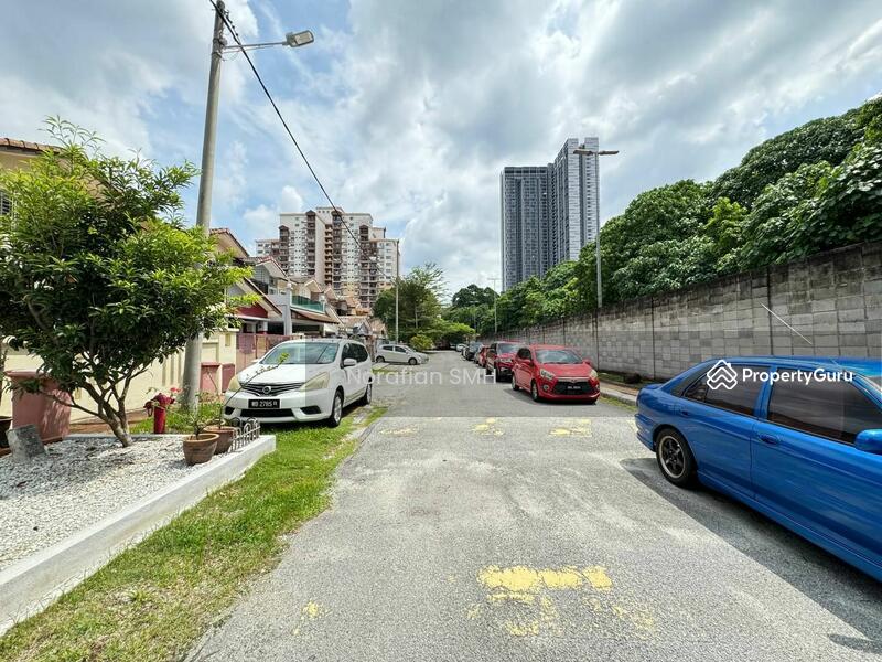 Untuk Dijual - Terrace house at Taman Kelana Idaman